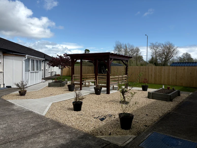 Garden courtyard at Rivervale Nursing Home